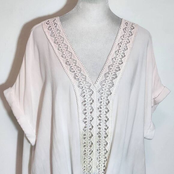 Entro Pink, Blue, and Green Ombre Boho Blouse with Crochet Accent Size Large - Picture 4 of 9